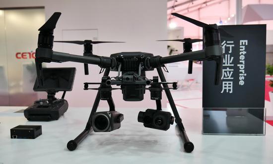 图：行业无人机经纬M210搭载禅思XT2+Z30现场展示