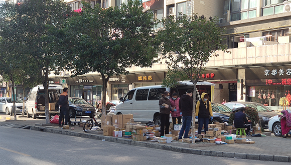 拍摄 杨霞