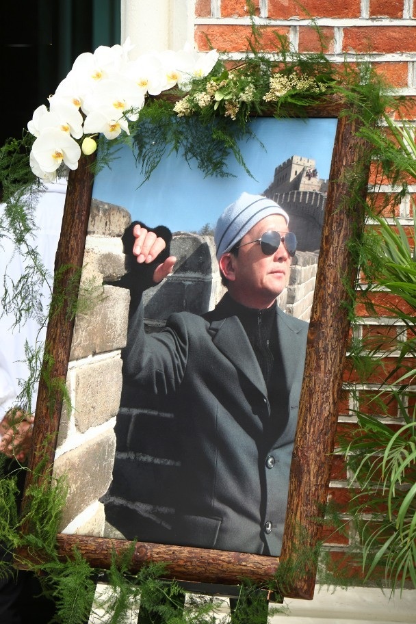 ad61-kpamyih5614491.jpg