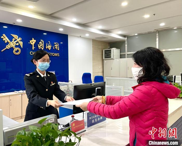 fa580a90-7182-4305-9807-36481ff109e0_zsite.jpg
