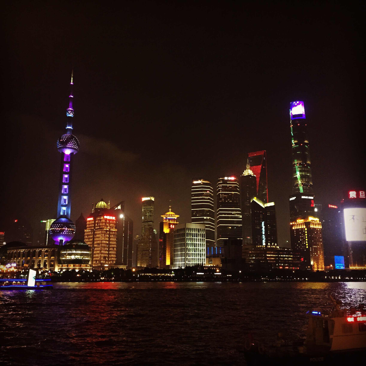 31225379 (2).jpg