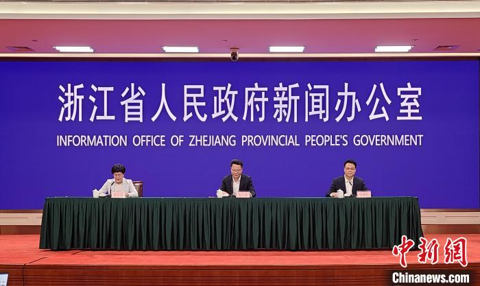 2d7a1898-fe18-410b-ae48-8a6bfe0c2c47_zsite.jpg