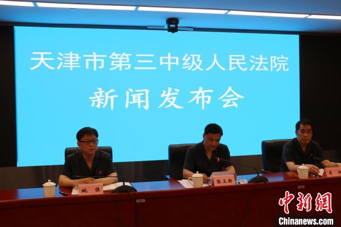 fc82b529-dc61-43de-81c6-c74e0fe2c36f_zsite.jpg