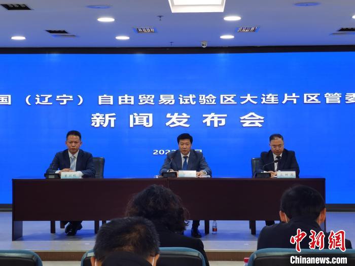 b145ef18-ad34-4744-ac5f-2f13d714cdde_zsite.jpg