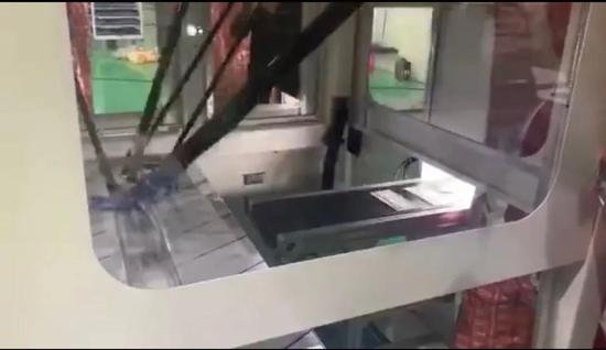 翼菲口罩生产线